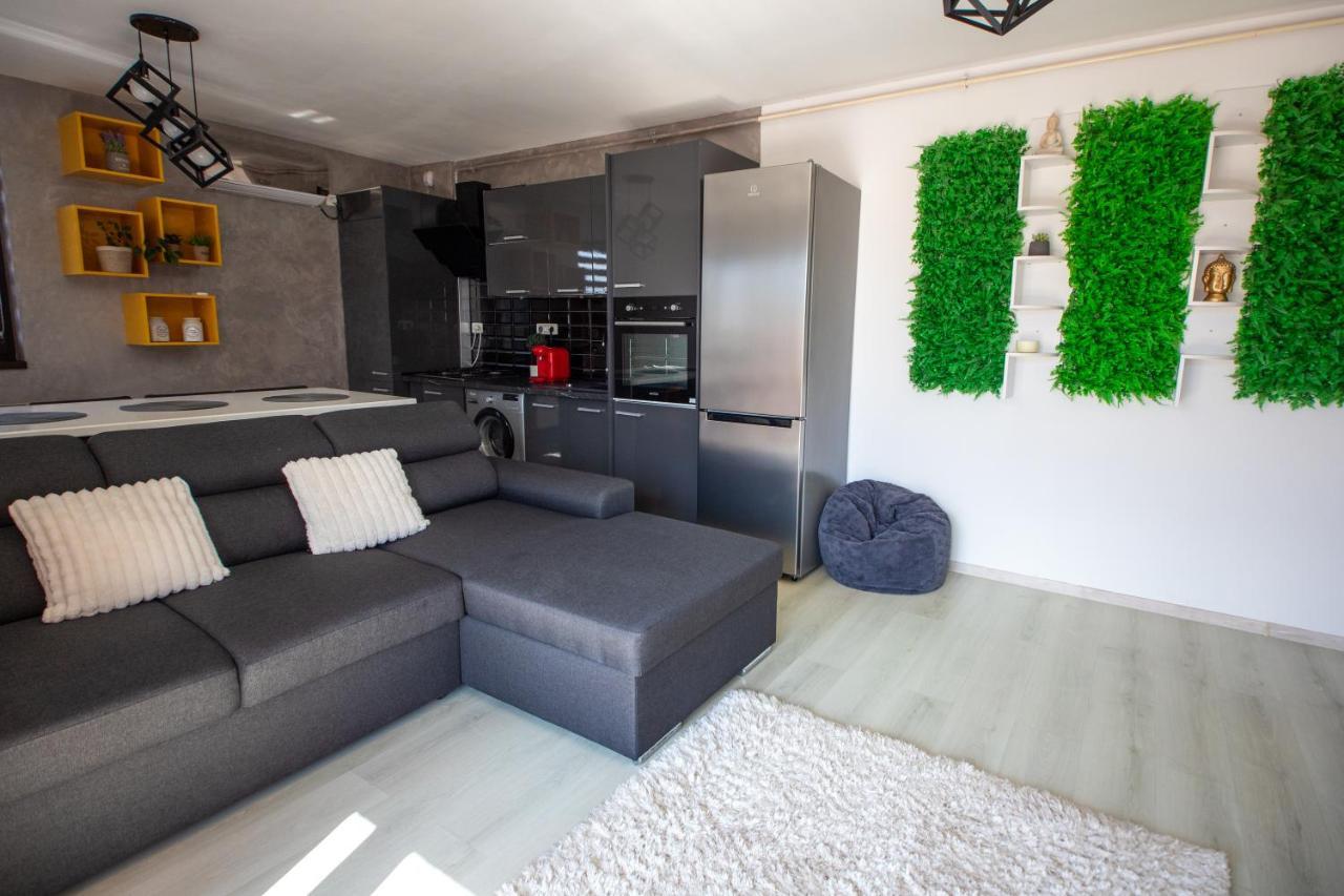 Holidays Vibes Apart Mamaia Nord Năvodari Екстериор снимка