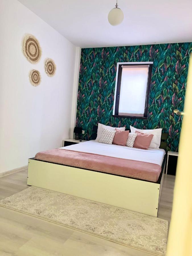 Holidays Vibes Apart Mamaia Nord Năvodari Екстериор снимка